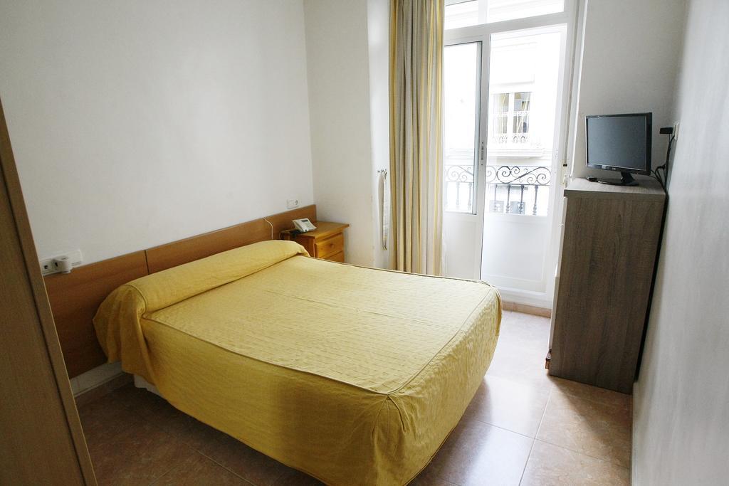 Hostal San Fernando Alicante Eksteriør bilde